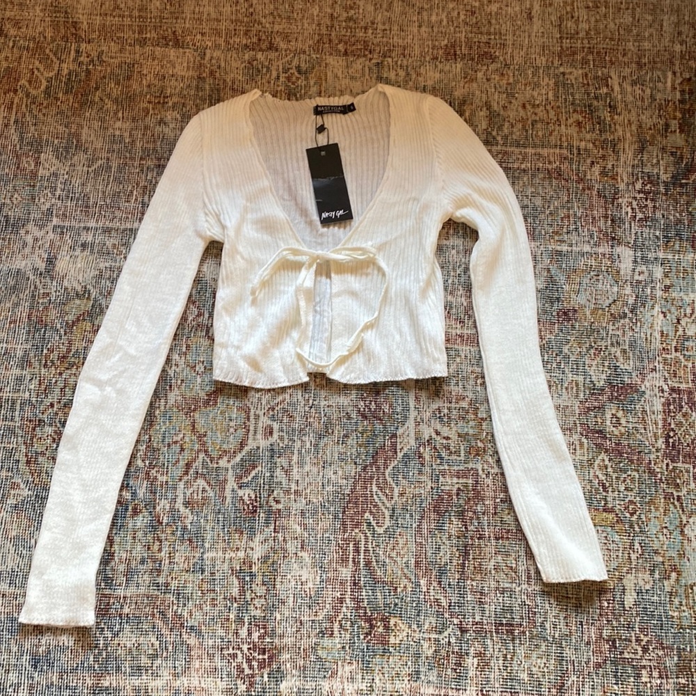 Nasty Gal We All Love A Tie-R Cropped Cardigan
